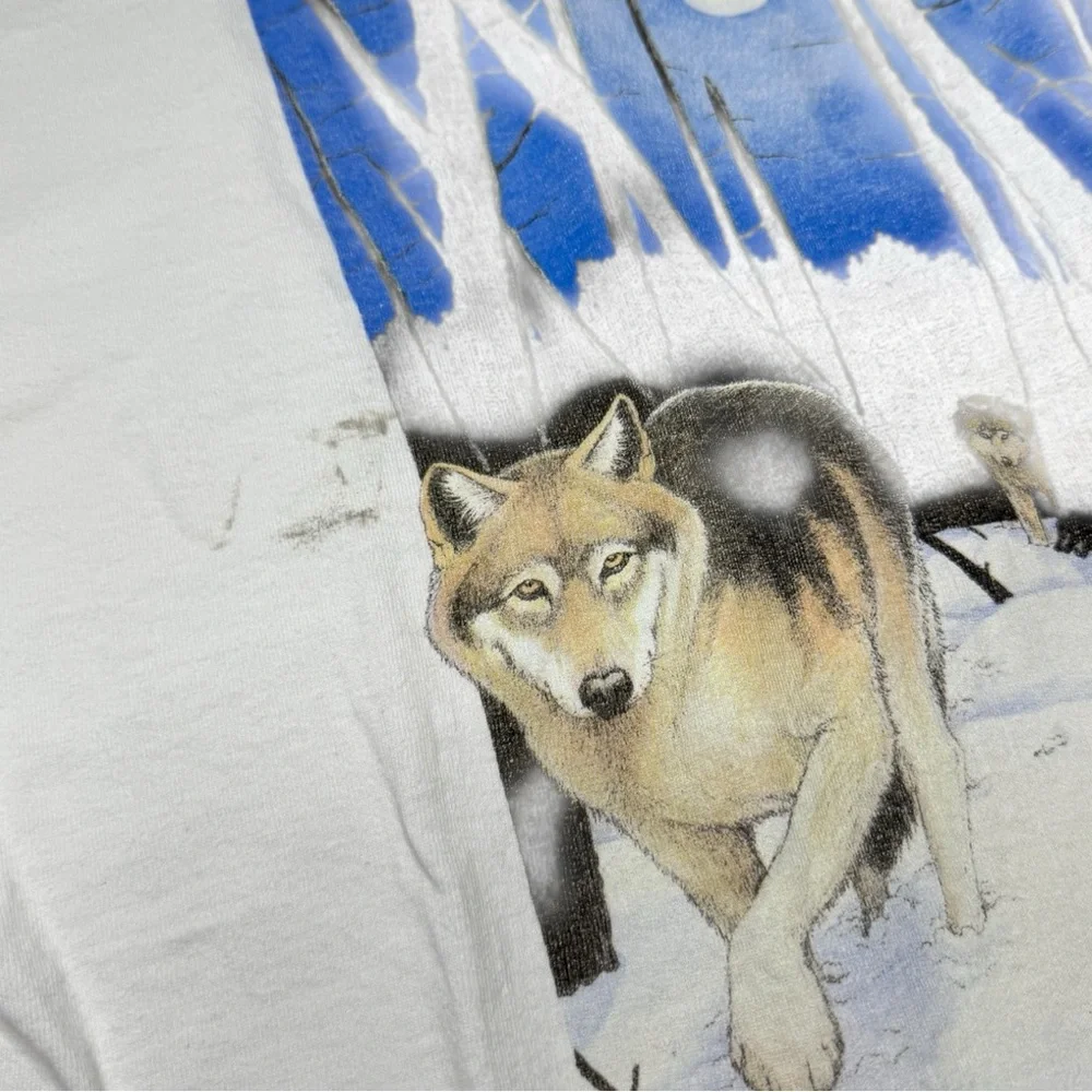 Vintage White Wild Earth Wolf Shirt Size XL - Picture 7 of 7